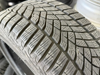 Anvelope GoodYear 225/50 R17 Iarnă foto 5