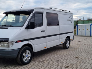 Mercedes Sprinter foto 2