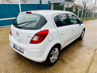 Opel Corsa foto 4