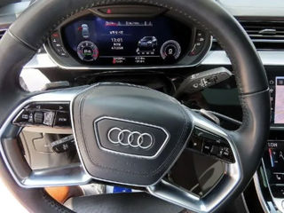 Audi A8 foto 6