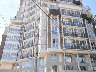 Отличная 3-х комн. в центре 113 кв. м. новострой 59 800 € foto 9