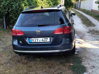 Volkswagen Passat foto 3