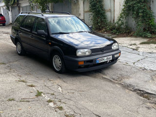 Volkswagen Golf foto 1