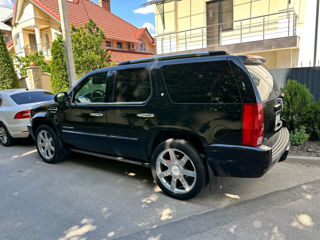 Cadillac Escalade foto 2