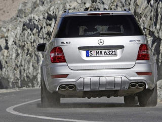 Mercedes-Benz ML AMG Bara din spate-bamper spate-бампер задний.