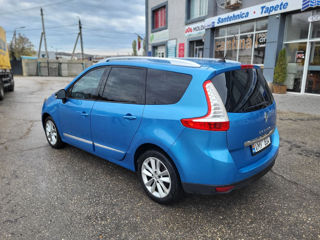 Renault Grand Scenic foto 2