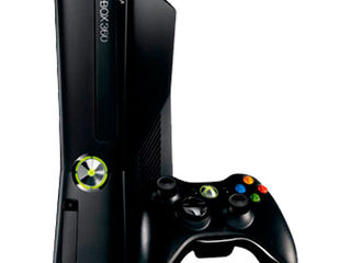 Xbox 360 40 Igr Dzhojstik Kinekt