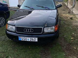 Audi 100 foto 4