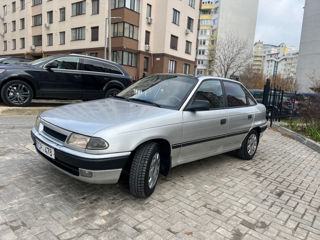 Opel Astra foto 4