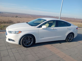 Ford Fusion foto 9