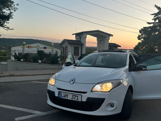 Renault Megane foto 2