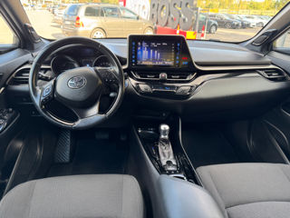 Toyota C-HR foto 7