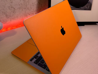 Macbook Air M1. Ideal +cadou