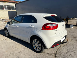 KIA Rio foto 3