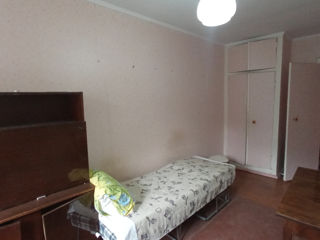 Apartament cu 2 camere, 45 m², Botanica, Chișinău foto 2