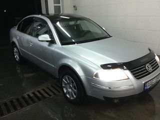 Volkswagen Passat foto 4