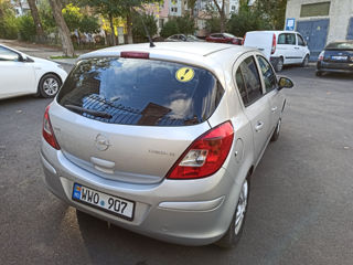 Opel Corsa foto 3