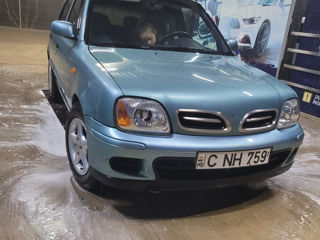 Nissan Micra foto 5