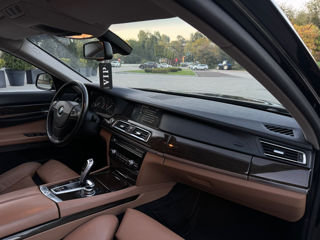 BMW 7 Series foto 5