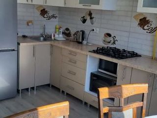 Vînd apartment Ialoveni centru. foto 7