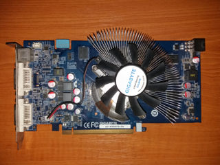 Отличная видеокарта gigabyte geforce 9600 gt 512 mb, 256 bit, ddr3, dvi x 2, 6 pin для доп питания