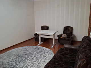 Apartament cu 2 camere, 50 m², Podul Chișinăului, Bălți foto 5