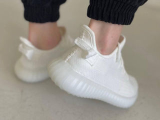 Yeezy 350 foto 3