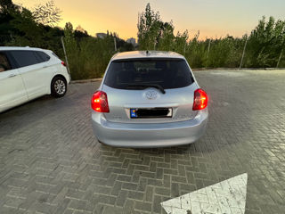 Toyota Auris foto 3