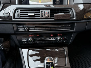 BMW 5 Series foto 8