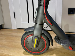 Vând Trotinetă Electrică - Xiaomi Mi Pro 2 Electric Scooter foto 3