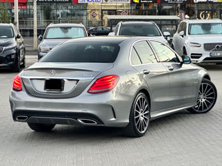 Mercedes C-Class foto 4