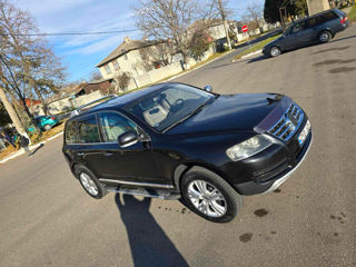 Volkswagen Touareg foto 3