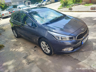 KIA Ceed foto 2