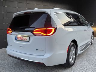 Chrysler Pacifica foto 4