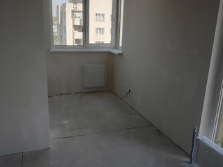 Centru, apartament 3 odai+salon, 104m2, 670euro/m2 foto 5