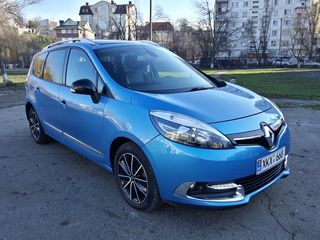 Renault Grand Scenic foto 2