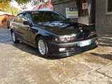 BMW 5 Series foto 3