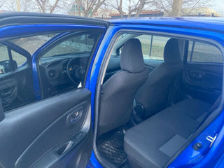 Toyota Yaris foto 8