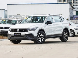 Volkswagen Tiguan foto 7