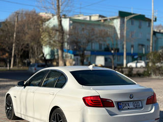 BMW 5 Series foto 3