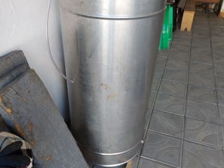 Butoi de inox, 2700 lei