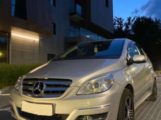 Mercedes B-Class