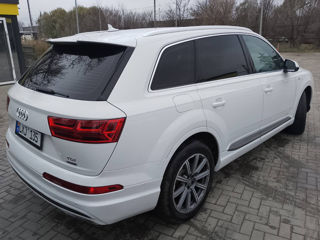 Audi Q7 foto 6