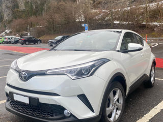 Toyota C-HR foto 3