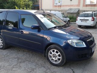 Skoda Roomster foto 2