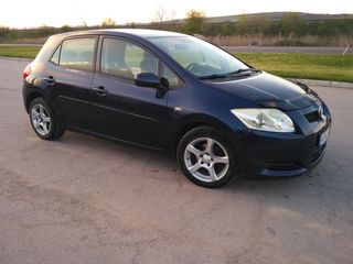 Toyota Auris foto 4