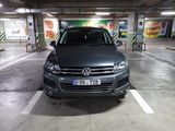 Volkswagen Touareg foto 1