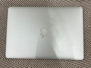 Vând MacBook