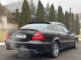 Mercedes E-Class foto 4