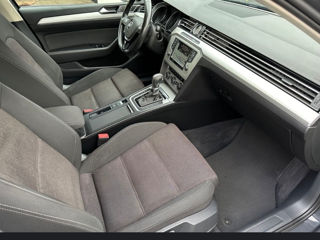 Volkswagen Passat foto 6